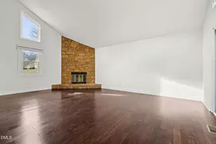 21 Winchester Ct, Durham, NC 27707 - Photo 4