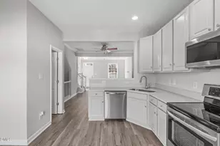 5505 Crabtree Park Ct, Raleigh, NC 27612 - Photo 12