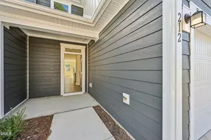 212 Parker Ln, Mebane, NC 27302 - Photo 4