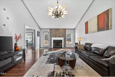 105 Hinton Court, Clayton, NC 27527 - Photo 4