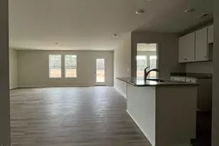 220 Hl Vly Dr, La Grange, NC 28551 - Photo 4