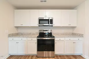 220 Hl Vly Dr, La Grange, NC 28551 - Photo 12