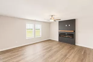 112 Littlefield Ln, La Grange, NC 28551 - Photo 6