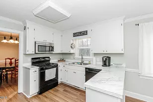 1428 Foxhall Dr, Rocky Mount, NC 27804 - Photo 24