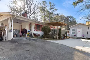 801 W Garden St, Sanford, NC 27330 - Photo 2