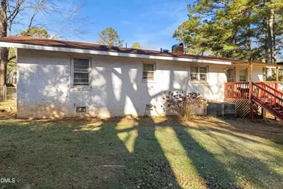 801 W Garden Street, Sanford, NC 27330 - Photo 6