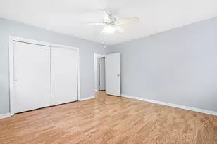 300 Barclay Rd, Chapel Hill, NC 27516 - Photo 20