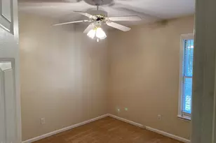 1309 Squire Ridge Dr, Fuquay Varina, NC 27526 - Photo 4