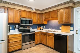 2202 Huntington Rd, Burlington, NC 27215 - Photo 14