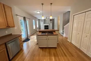 109 Oakbeech Ct, Holly Springs, NC 27540 - Photo 6