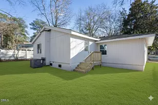 1317 Wrentree Cir, Raleigh, NC 27610 - Photo 20