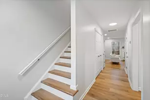 136 Lake Hollow Cir, Cary, NC 27513 - Photo 18