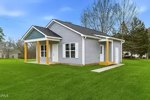 11 Halifax Ave, Louisburg, NC 27549 - Photo 4