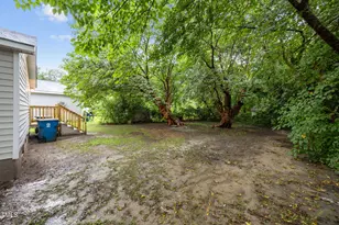 807 N Wilson Ave, Dunn, NC 28334 - Photo 26