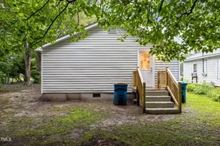 807 N Wilson Ave, Dunn, NC 28334 - Photo 24