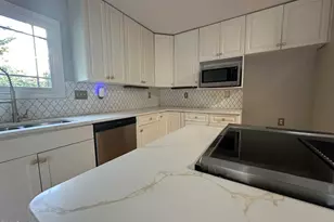 2610 Dover Rd, Raleigh, NC 27608 - Photo 18