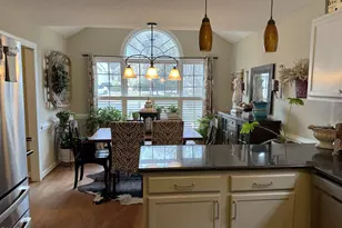 1219 Cranebridge Pl, Chapel Hill, NC 27517 - Photo 4