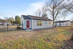 513 Wondertown Dr, Erwin, NC 28339 - Photo 2