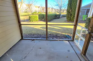 10104 Raven Tree Dr, Raleigh, NC 27617 - Photo 30