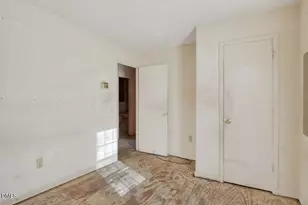 426 Thomas St, Henderson, NC 27536 - Photo 16