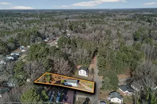 426 Thomas St, Henderson, NC 27536 - Photo 4