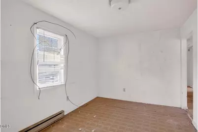 426 Thomas Street, Henderson, NC 27536 - Photo 6