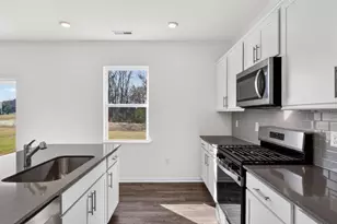 203 Honeydew Dr, Angier, NC 27501 - Photo 12