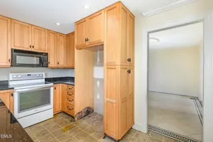 515 Walnut Dr, Sanford, NC 27330 - Photo 12