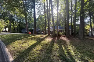 7409 Barberry Ct, Raleigh, NC 27615 - Photo 14