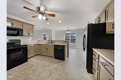 1451 Avoncroft Drive, Fayetteville, NC 28306 - Photo 6