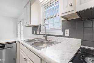 700 Thompson Rd, Graham, NC 27253 - Photo 14