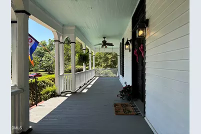 401 N Main Street, Louisburg, NC 27549 - Photo 2