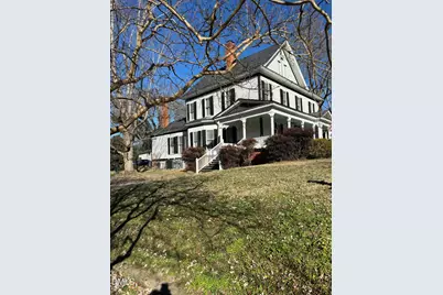 401 N Main Street, Louisburg, NC 27549 - Photo 2