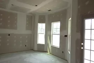 4734 Scenic Pines Dr, Hope Mills, NC 28348 - Photo 8