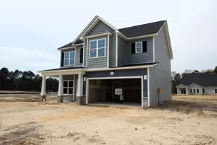 4734 Scenic Pines Dr, Hope Mills, NC 28348 - Photo 2