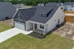 4730 Scenic Pines Dr, Hope Mills, NC 28348 - Photo 6