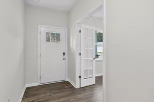 210 Pisgah St, Sanford, NC 27330 - Photo 2