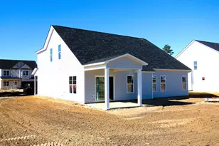 4733 Scenic Pines Dr, Hope Mills, NC 28348 - Photo 8