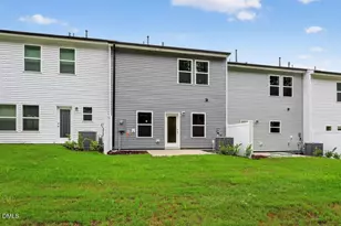 542 Eversden Dr, Zebulon, NC 27597 - Photo 8