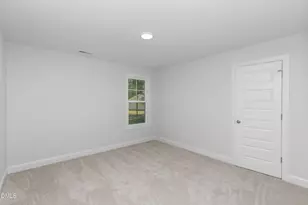 204 N Rabbit Run Dr, Smithfield, NC 27577 - Photo 16