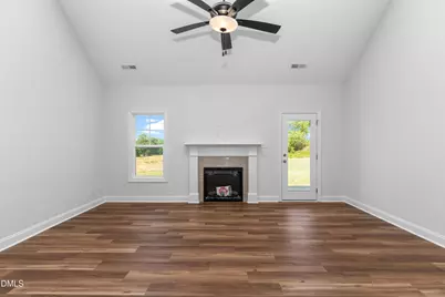 204 N Rabbit Run Drive, Smithfield, NC 27577 - Photo 4