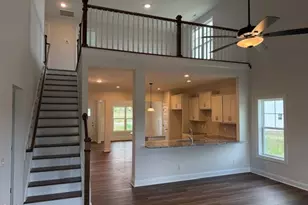 204 N Rabbit Run Dr, Smithfield, NC 27577 - Photo 6