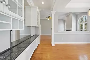 101 Highlands Lake Dr, Cary, NC 27518 - Photo 10