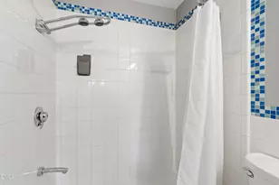 1210 Westview Ln, Raleigh, NC 27605 - Photo 20