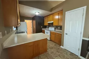 55 Edward Ct, Willow Springs, NC 27592 - Photo 4