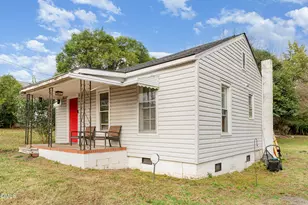 330 E Stallings St, Clayton, NC 27520 - Photo 4