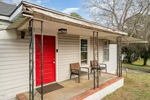 330 E Stallings St, Clayton, NC 27520 - Photo 6