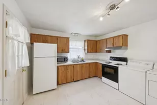 555 Dacian Rd, Raleigh, NC 27610 - Photo 8