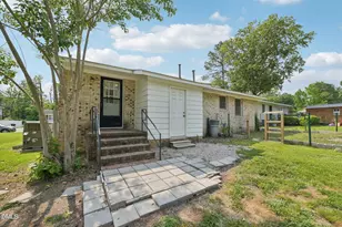 555 Dacian Rd, Raleigh, NC 27610 - Photo 2