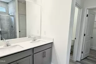 901 Outlaw Ave, Durham, NC 27703 - Photo 18